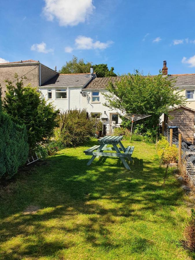 Wales' Highest Village - The Chartist Cottage - Trefil Tredegar Bagian luar foto